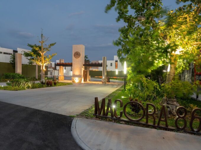 Townhouse en venta la norte de Mérida |Macora 86| Altabrisa Cholul.