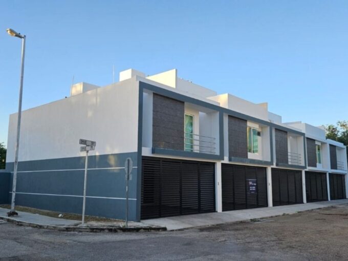 Townhouses  en venta Al Norte de Mérida Fracc. Altabrisas