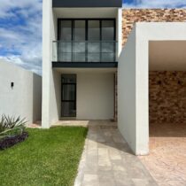Casas en venta al Norte de Mérida | Varena | Cholul