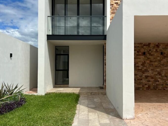 Casas en venta al Norte de Mérida | Varena | Cholul