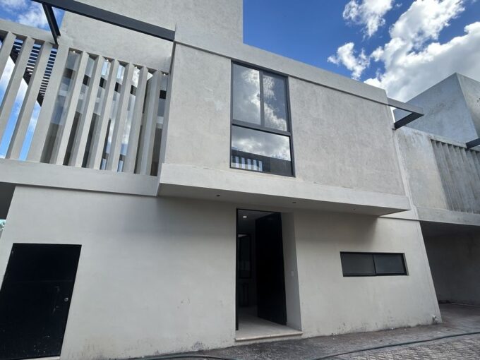 Townhouse en venta al norte de Mérida| LIV Temozón Homes | Temozón Nortes