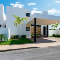 Casas de una y dos Plantas en venta al Norte Alzare Residencial Real Montejo