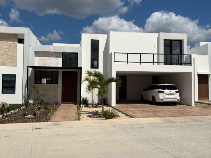Casa en venta al norte de Mérida | Amaranto | Xcunyá