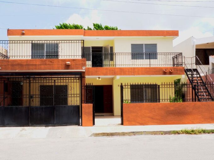 Casa Amplia en Col García Gineres Mérida