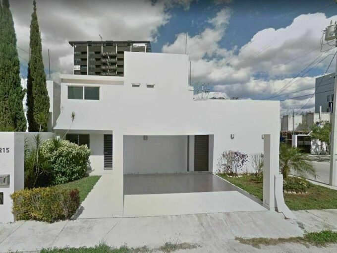 Casa para Oficinas en la Colonia  Montes de Amé