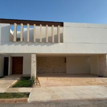 Casa en venta al norte de Mérida| Santa Gertrudis Copó| Privada Allegra C5